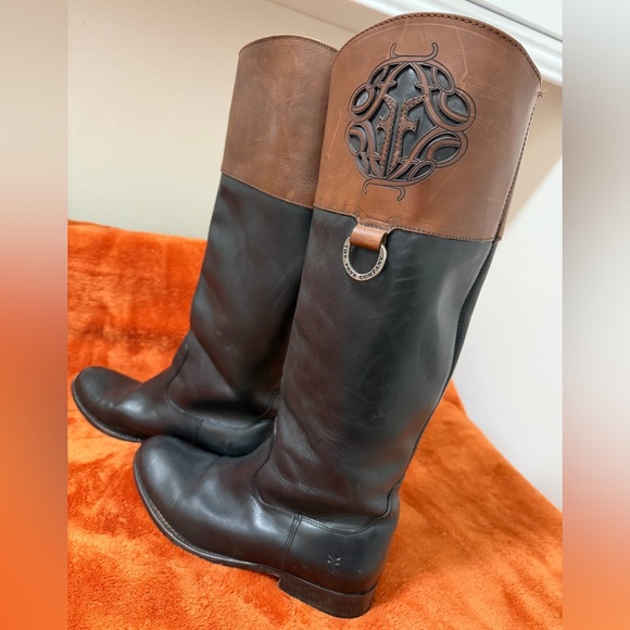 Frye Tan Leather two-tone riding boots. Authentic. - Picture 3 of 13